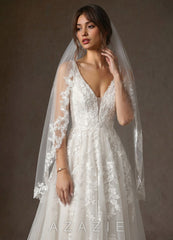 Blooming Petal-Edged Lace Fingertip Veil diamond_white