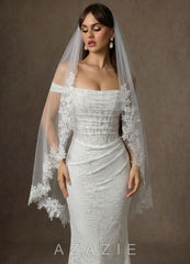 Grace Floral Lace Fingertip Veil diamond_white