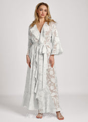 Floral Jacquard Ruffle Long Robe white