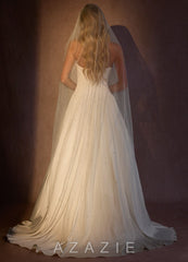 Jenna Pearl Chapel Veil