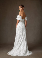 Azazie Vivienne Diamond White A-Line Sweetheart Lace Dress diamond_white