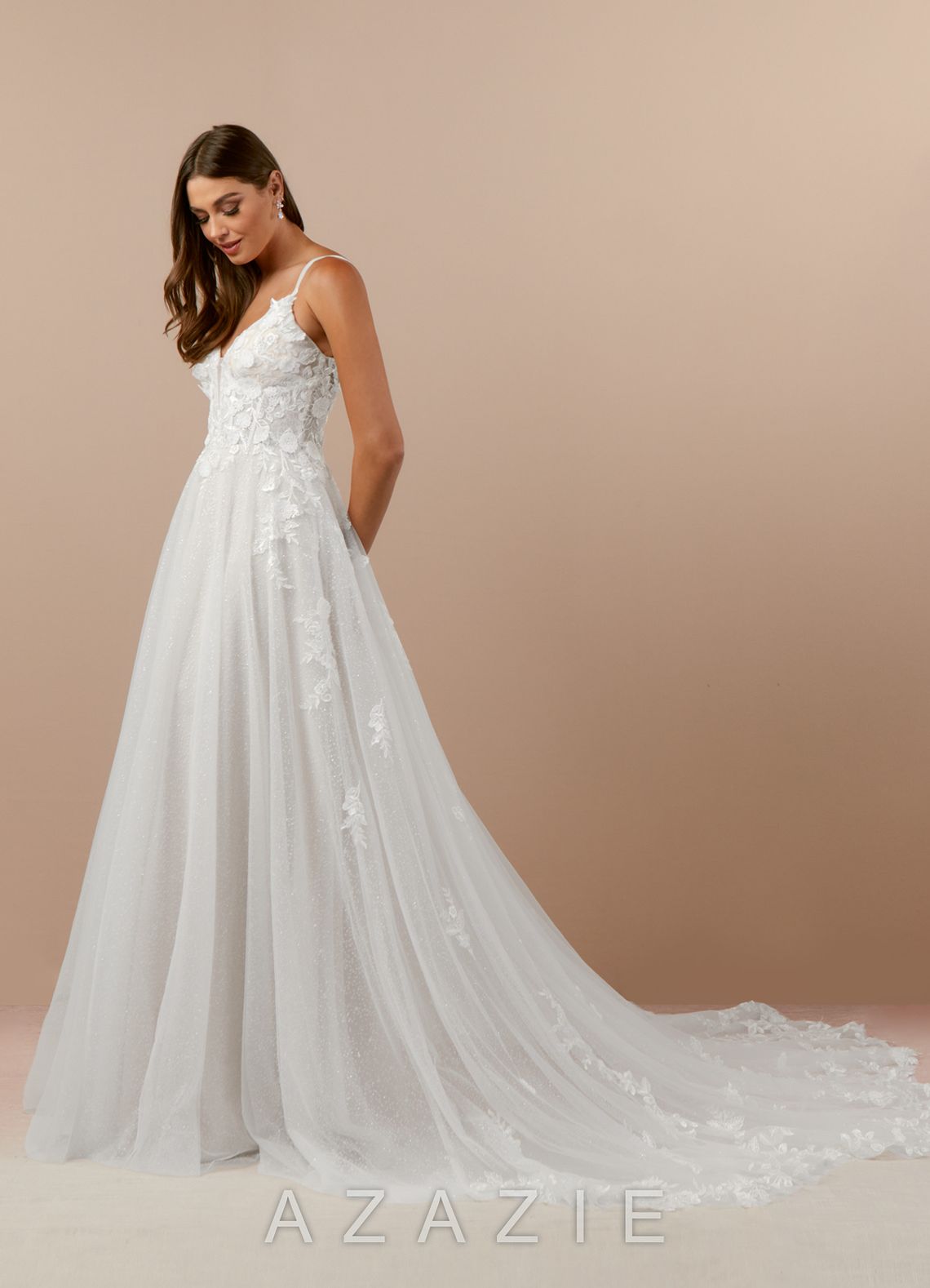 Azazie Arabelle Wedding Dress Diamond White A-Line V-Neck Lace Tulle Dress diamond_white