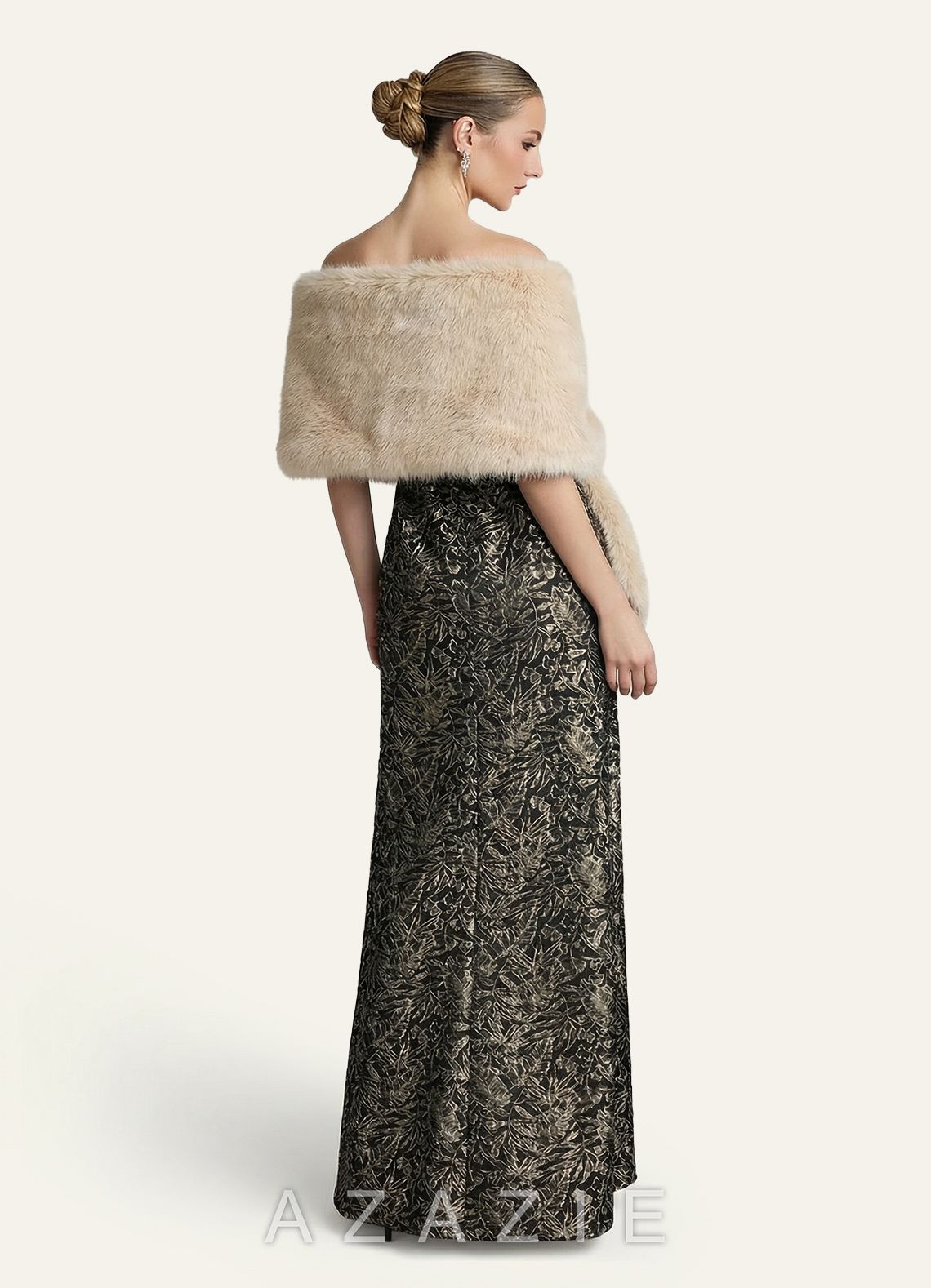 Plush Faux Fur Wrap