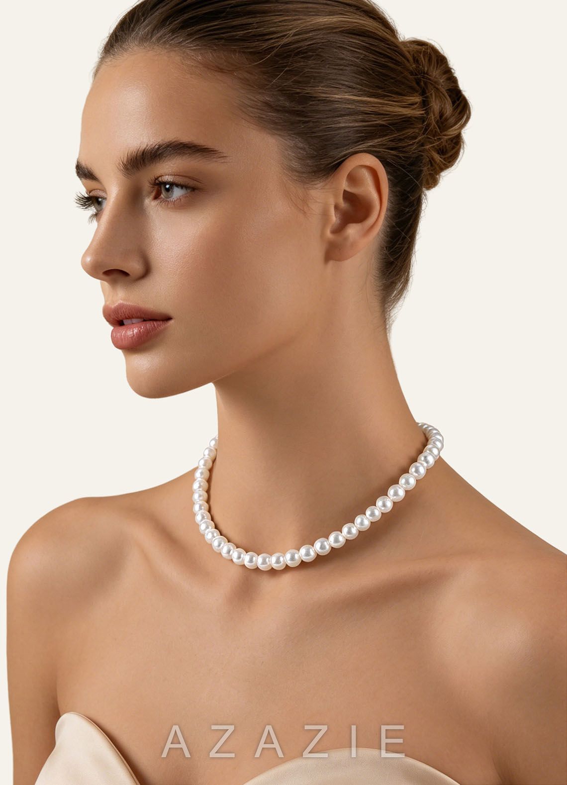 Classic Pearl Necklace  white