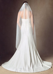 Jenna Pearl Waltz Length Veil
