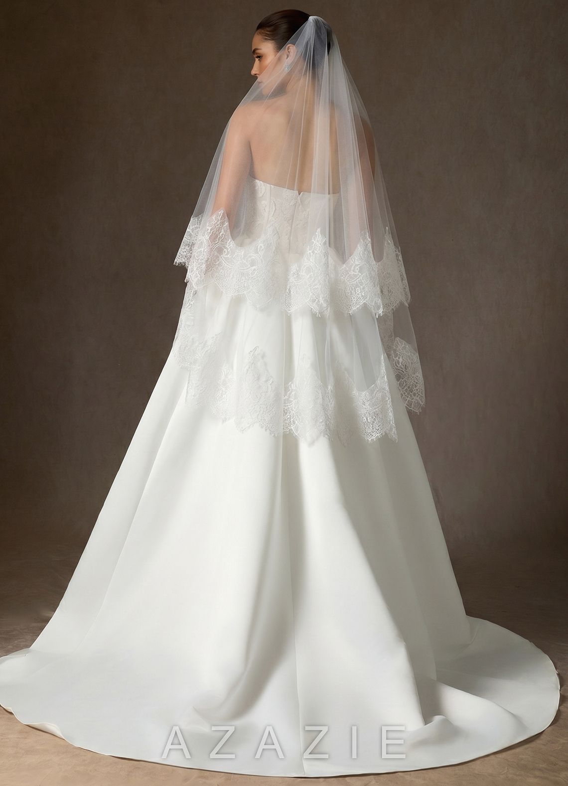 Two-Tier Scalloped Lace Evangeline Fingertip Veil  diamond_white