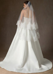 Two-Tier Scalloped Lace Evangeline Fingertip Veil  diamond_white