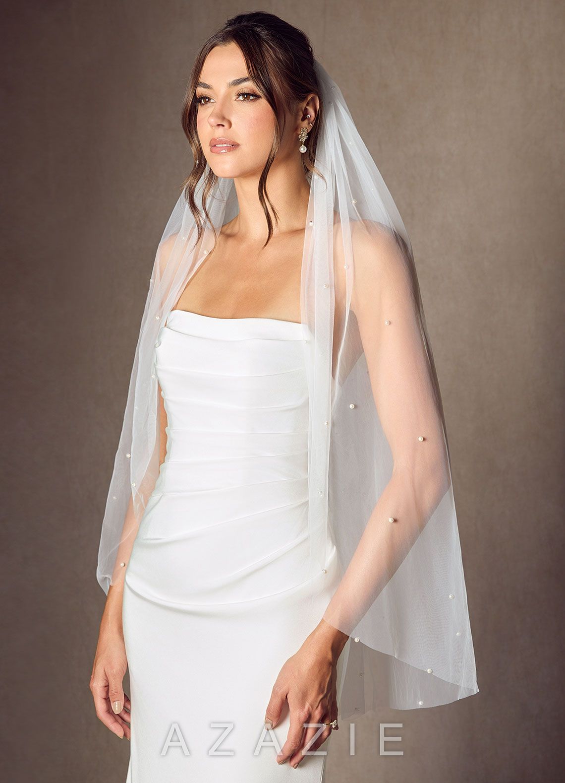 Jenna Pearl Hip Length Veil  diamond_white