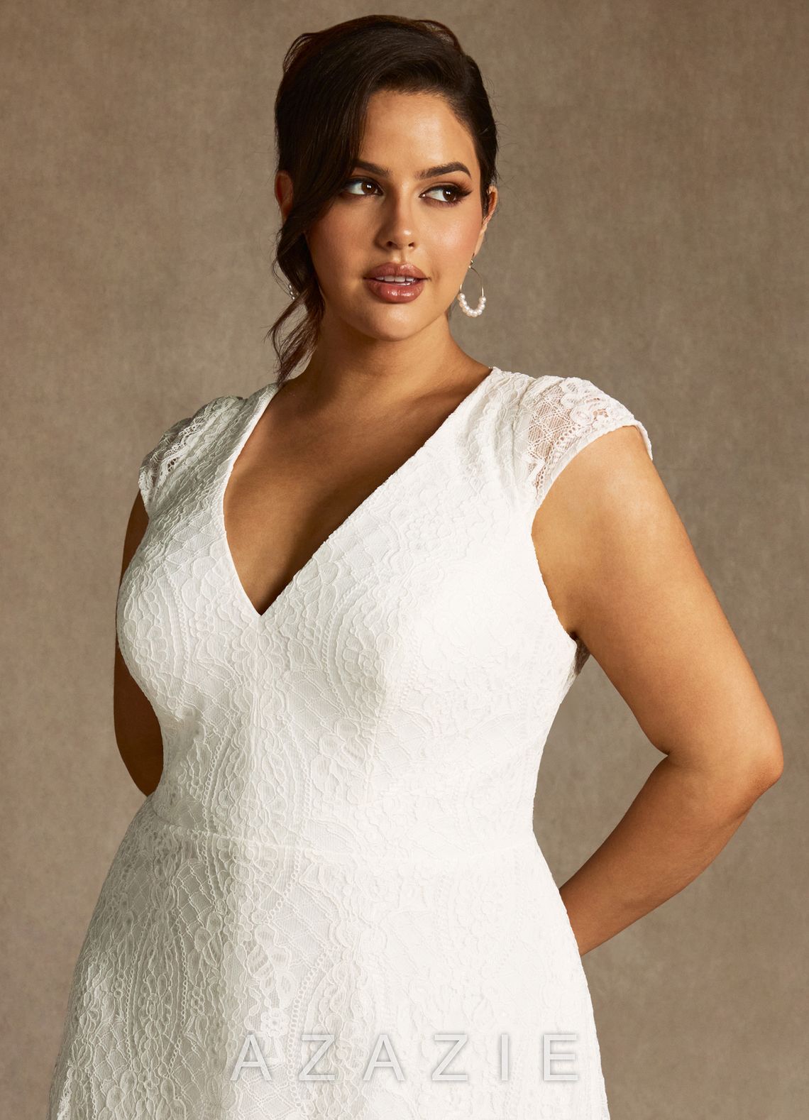 Azazie Lilly Wedding Dress Diamond White A-Line Lace Dress diamond_white