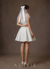 The Satin Bow Shoulder Veil  diamond_white