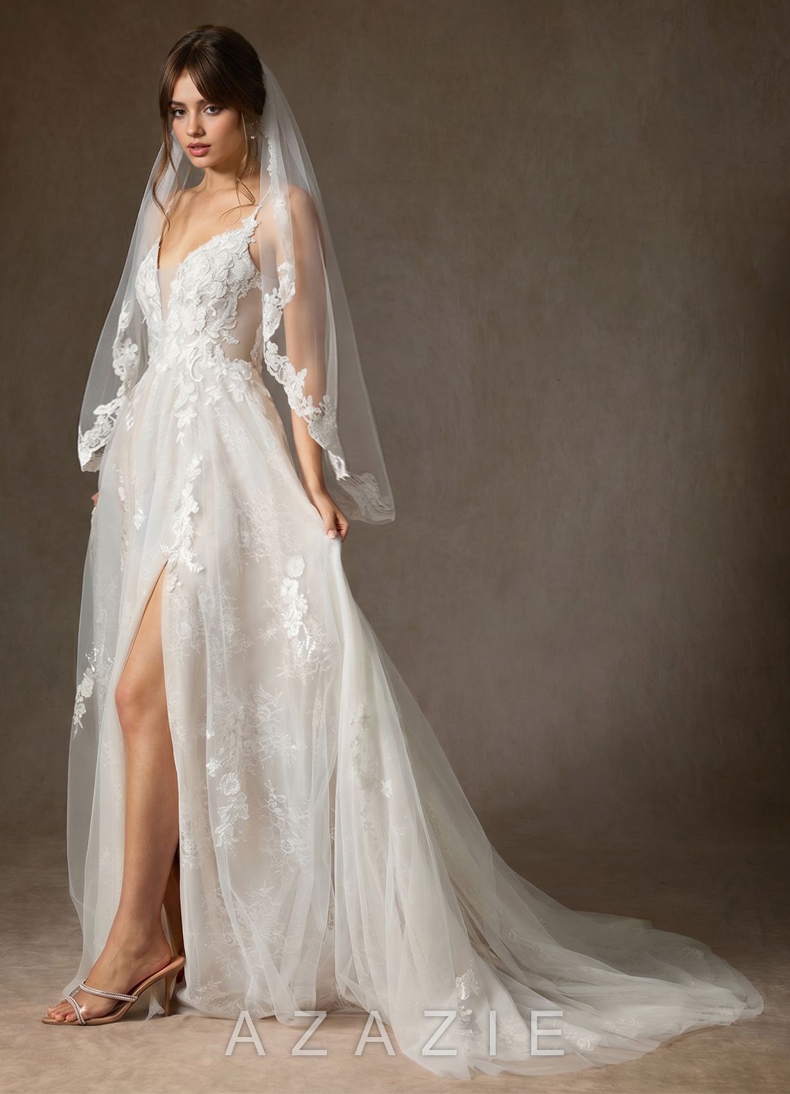 Cora Eileen Lace Floral Applique Fingertip Veil  diamond_white