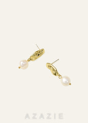 Baroque Pearl Drop Earrings  gold