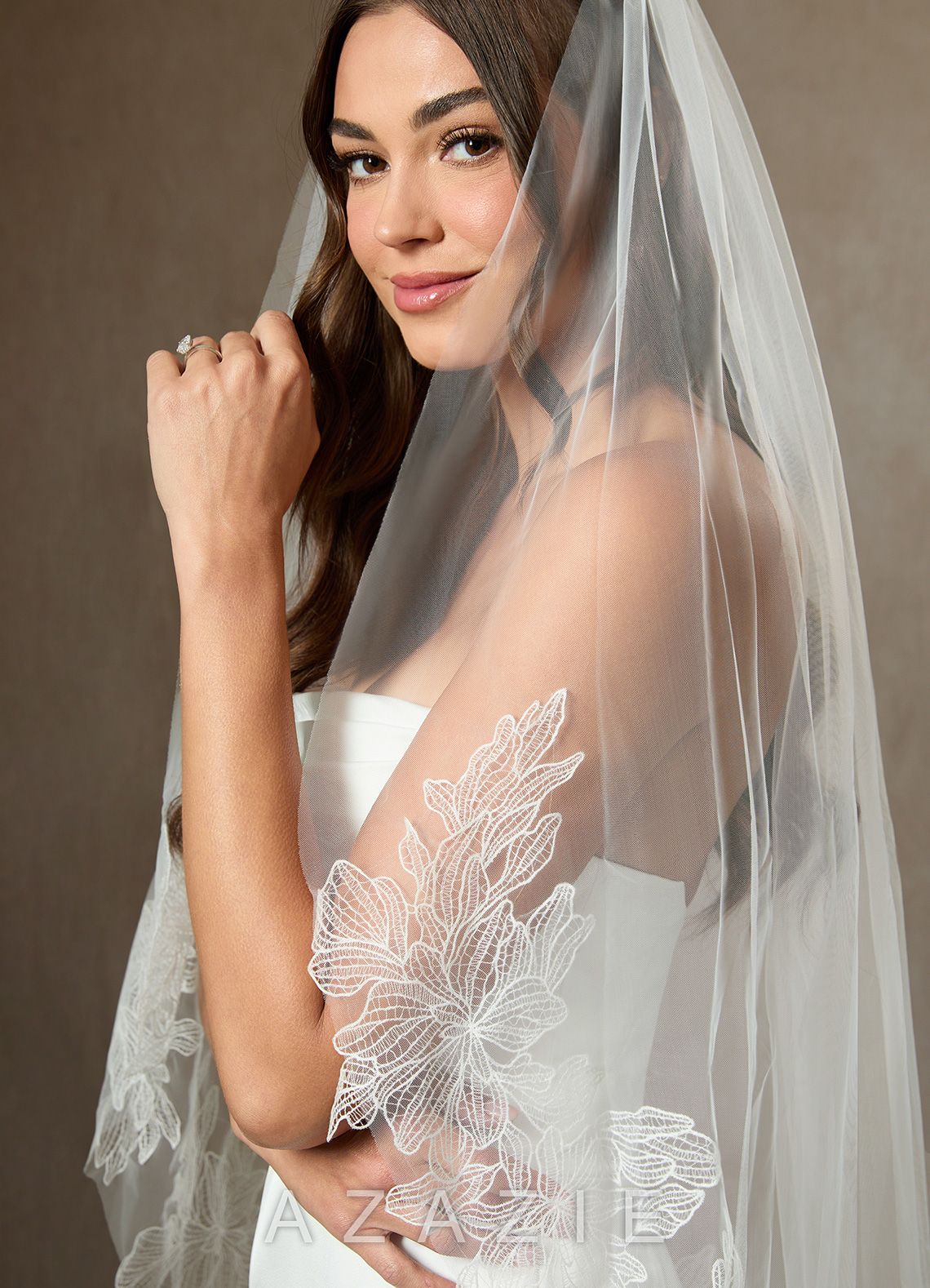 Embroidered Floral Lace Hem Fingertip Length Veil  diamond_white