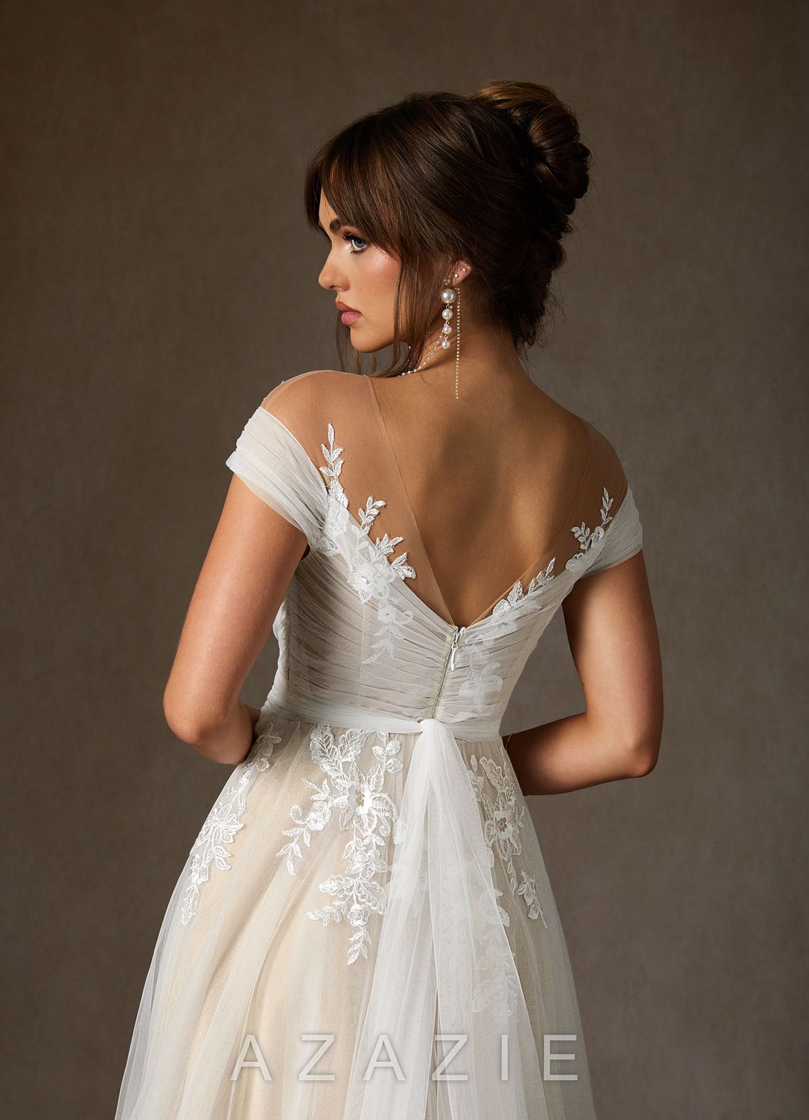 Azazie Cindy Wedding Dress Diamond White Champagne A-Line Illusion Off-The-Shouler Lace Tulle Dress diamond_white/champagne