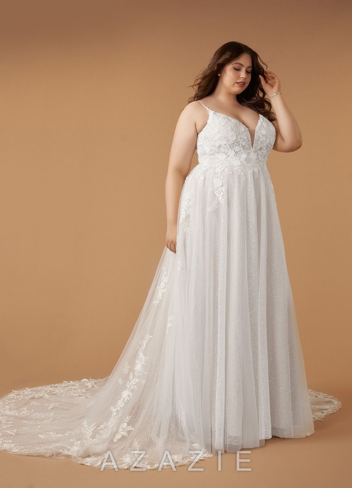 Azazie Arabelle Wedding Dress Diamond White A-Line V-Neck Lace Tulle Dress diamond_white