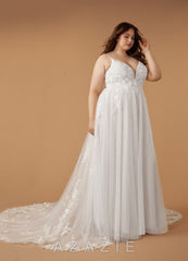 Azazie Arabelle Wedding Dress Diamond White A-Line V-Neck Lace Tulle Dress diamond_white