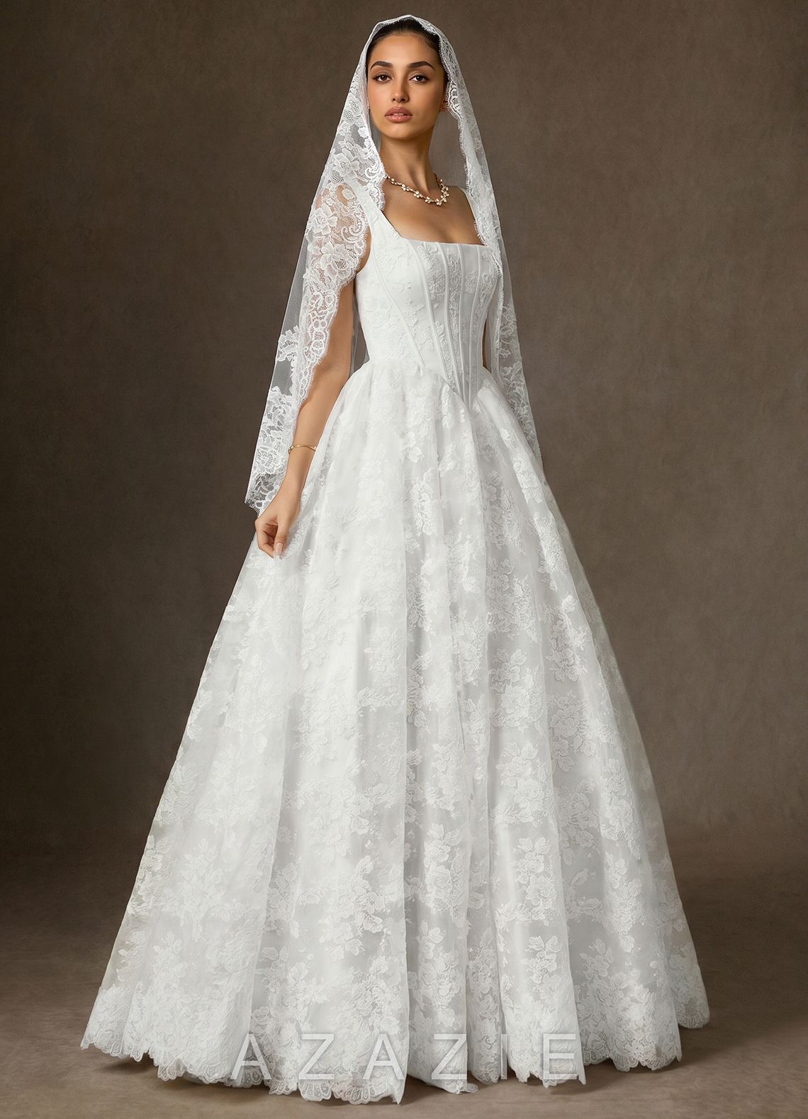 Lace Mantilla Juliette Fingertip Veil