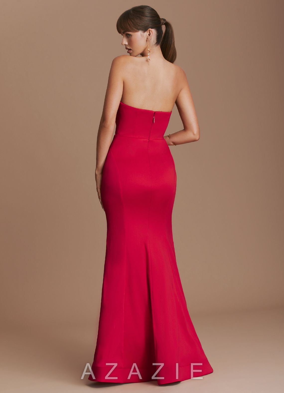 Anette Gown