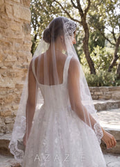 The French Vintage Ruffled Lace Elbow Veil