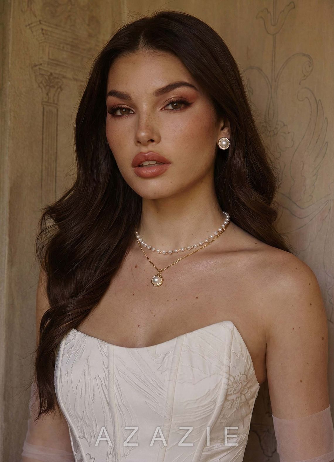 Charming And Chic Gold Double Pearl Necklace  gold