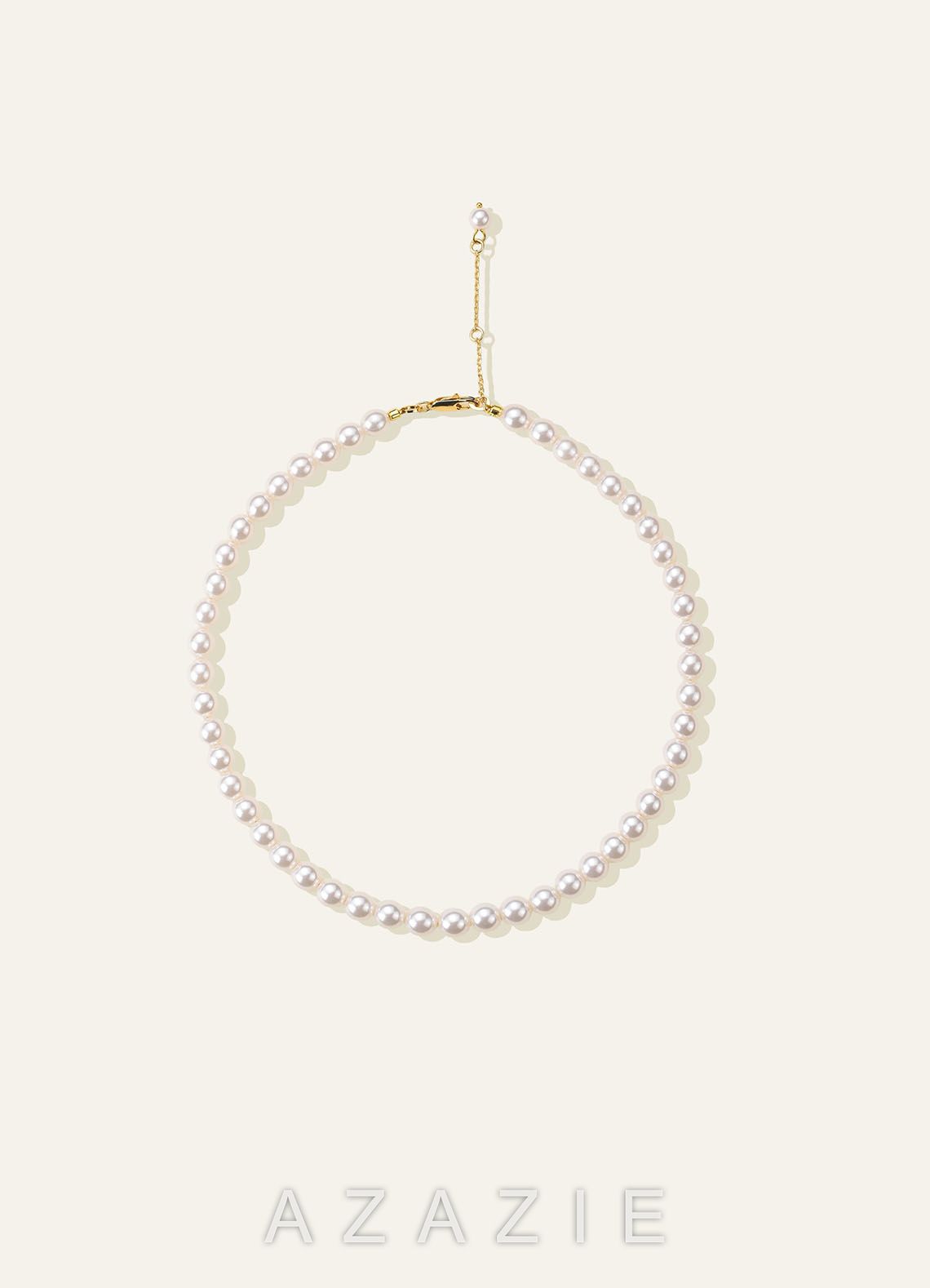 Classic Pearl Necklace