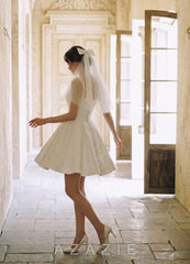 The Satin Bow Shoulder Veil