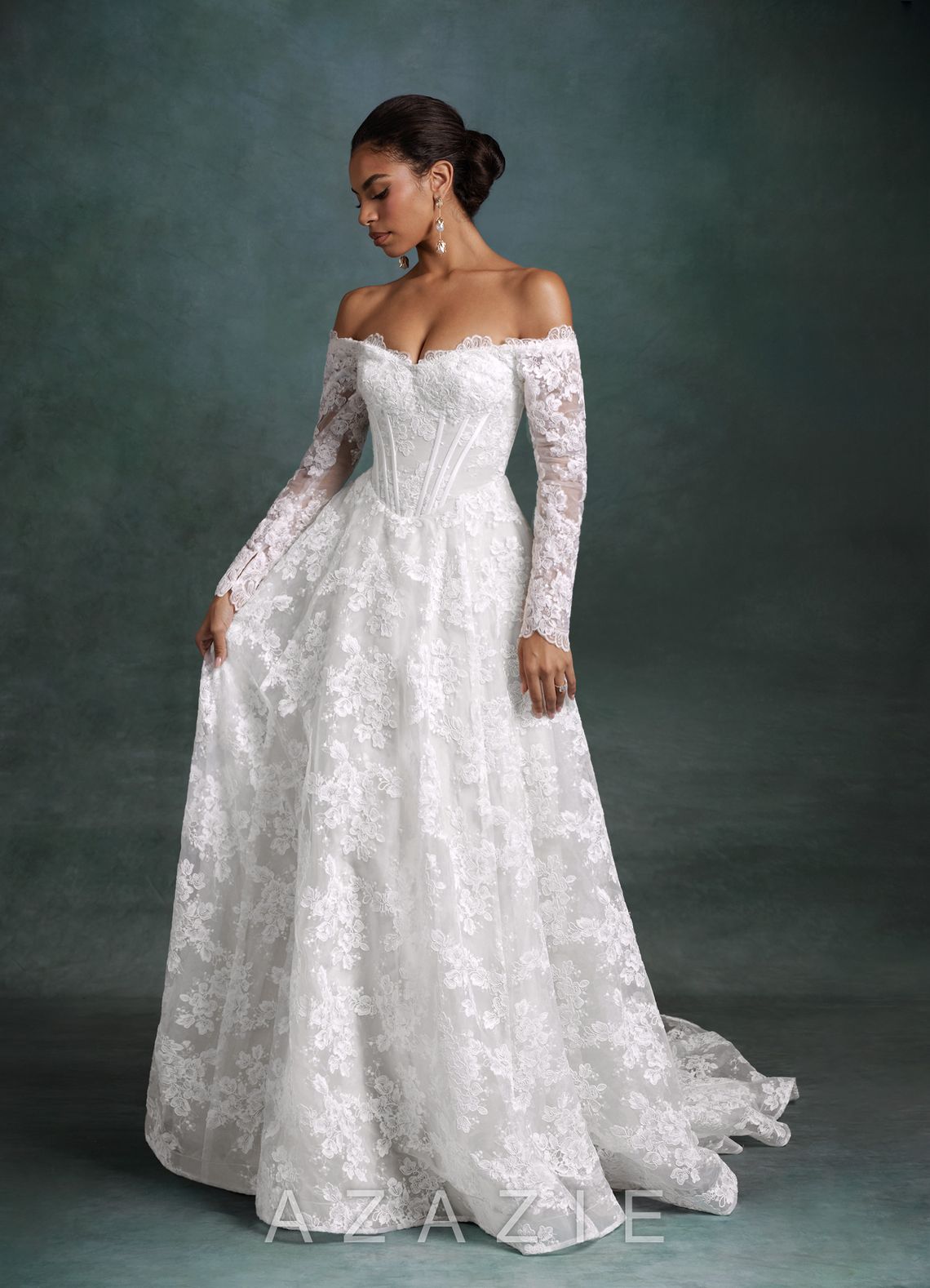 Azazie Skylar Diamond White A-Line Sweetheart Neckline Lace Dress diamond_white