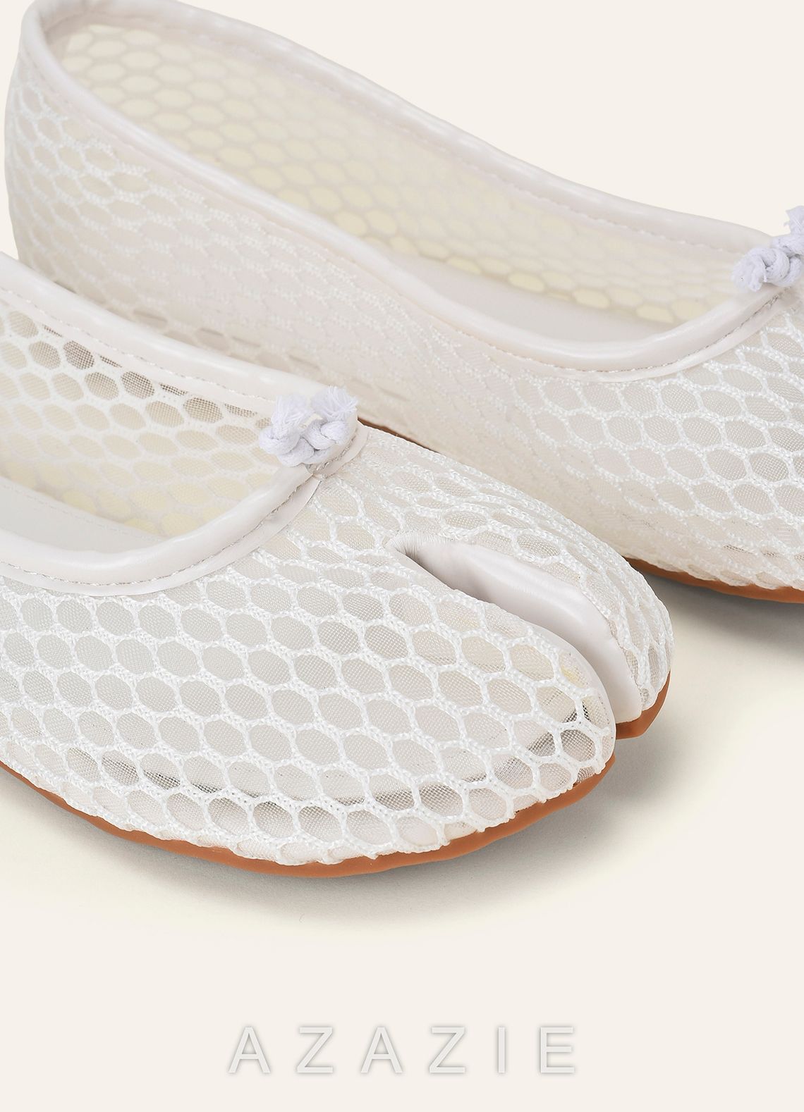 Mesh Split-Toe Tabi Fold Ballerina Ballet Flats  ivory