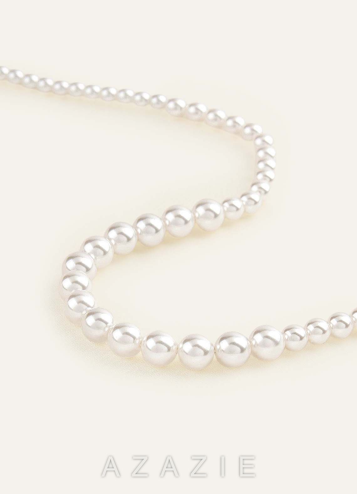 Elegant Pearl Necklace  ivory