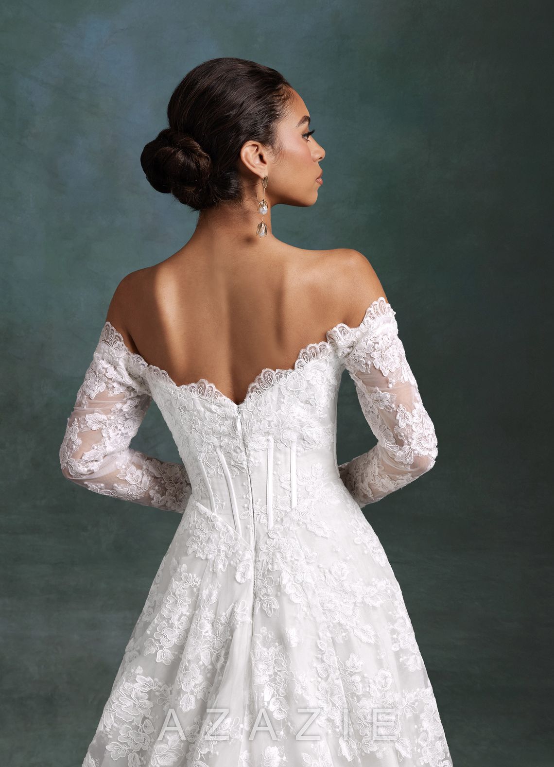 Azazie Skylar Diamond White A-Line Sweetheart Neckline Lace Dress diamond_white