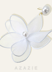 Mesh Floral Pearl Drop Earrings  white